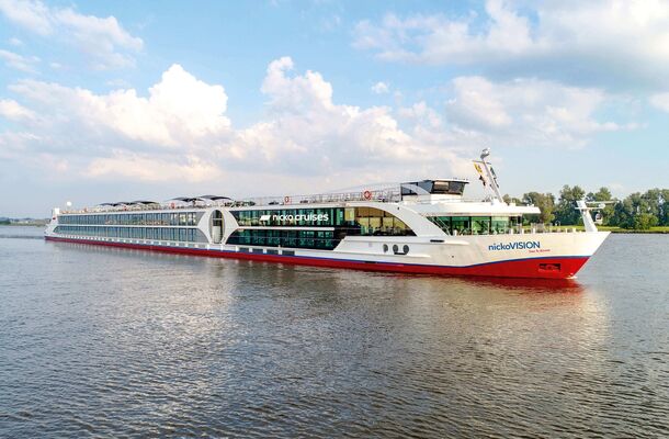 Flußkreuzfahrt mit der 5* nickoVISION