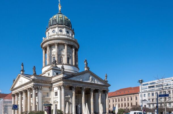 Mit Johann Strauß, Franz Lehár und Paul Lincke das Neue Jahr begrüßen